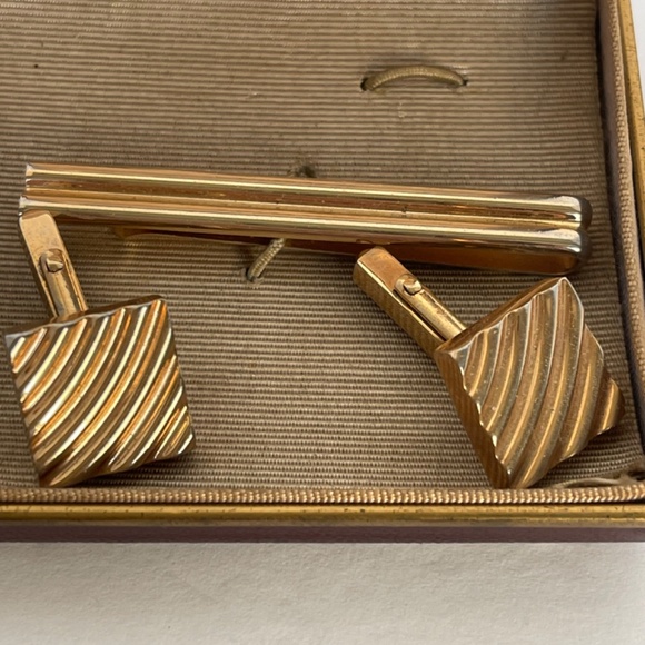 Vintage Swank Men Tie Bar Cufflinks Gold Tone - Picture 2 of 9